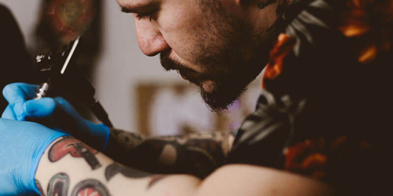 things-you-should-know-before-you-become-a-tattoo-artist-blog-de